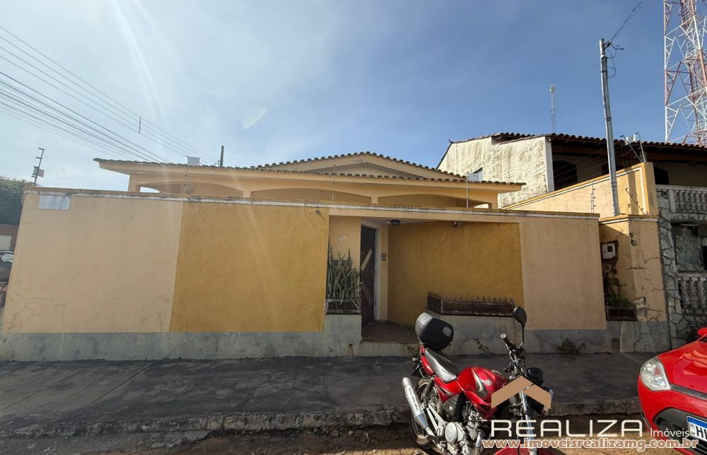 Casa a venda em Pará de Minas