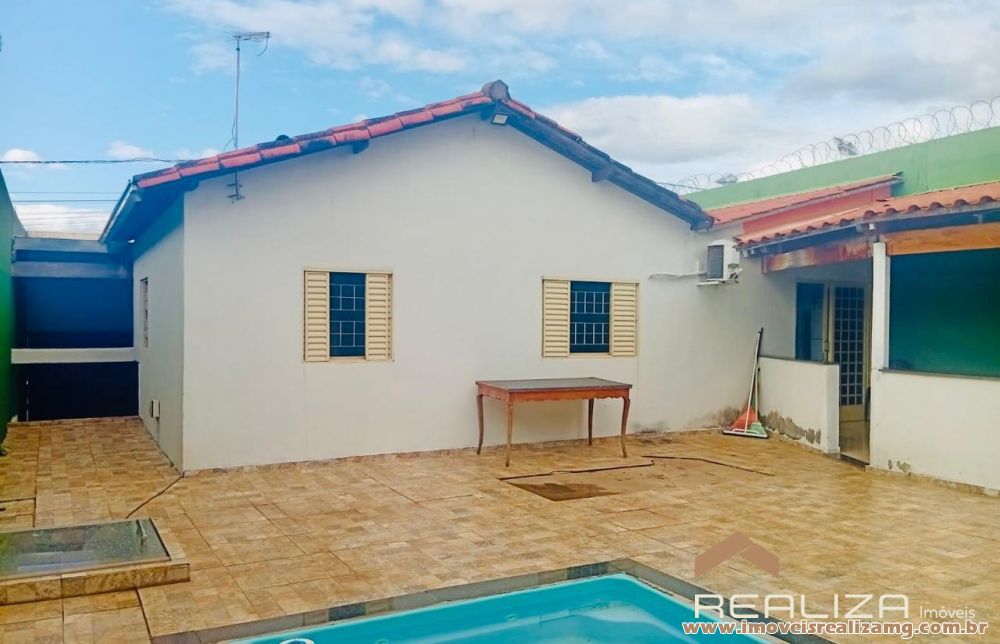 Casa a venda em Pará de Minas