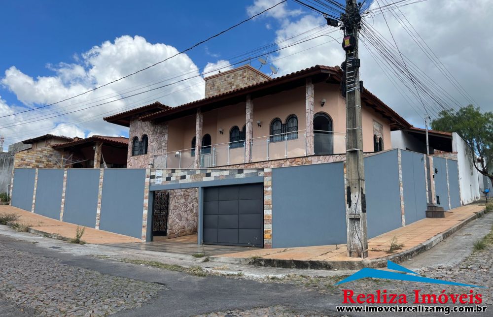 Casa a venda em Pará de Minas